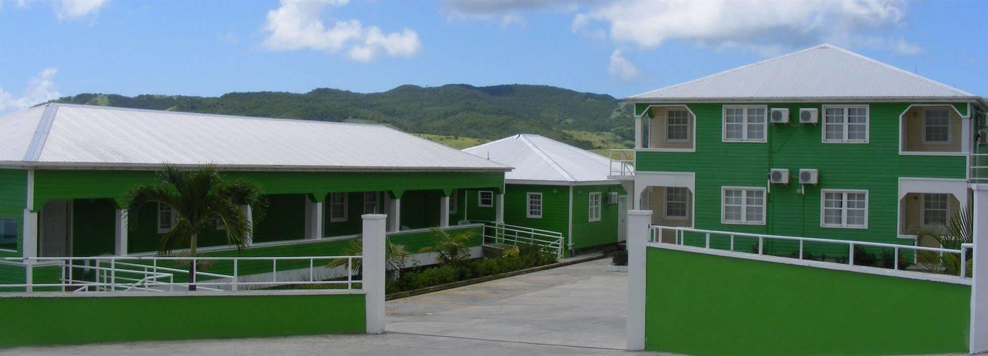 Paige Pond Country Inn St. John's Exterior photo